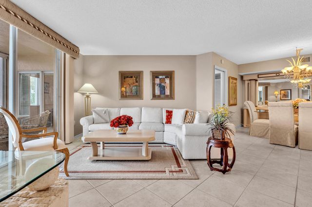 9539 Weldon Circle F107, Tamarac, FL 33321