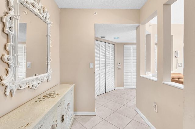 9539 Weldon Circle F107, Tamarac, FL 33321