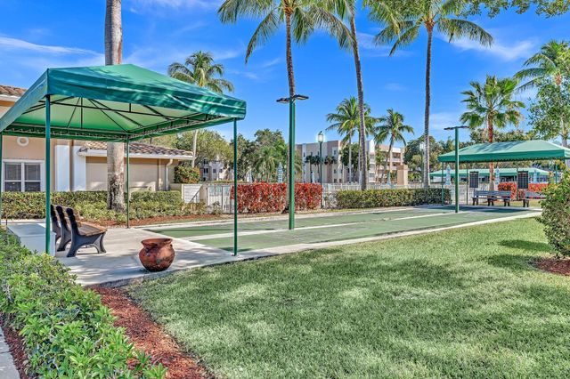 9539 Weldon Circle F107, Tamarac, FL 33321