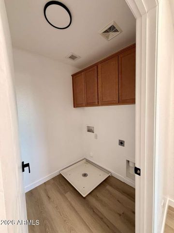 4614 W JUNIPER Avenue, Coolidge, AZ 85128