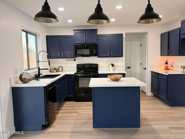 4614 W JUNIPER Avenue, Coolidge, AZ 85128