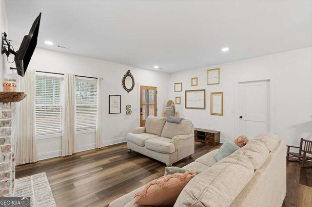 1470 Ben Davis Road, Buchanan, GA 30113