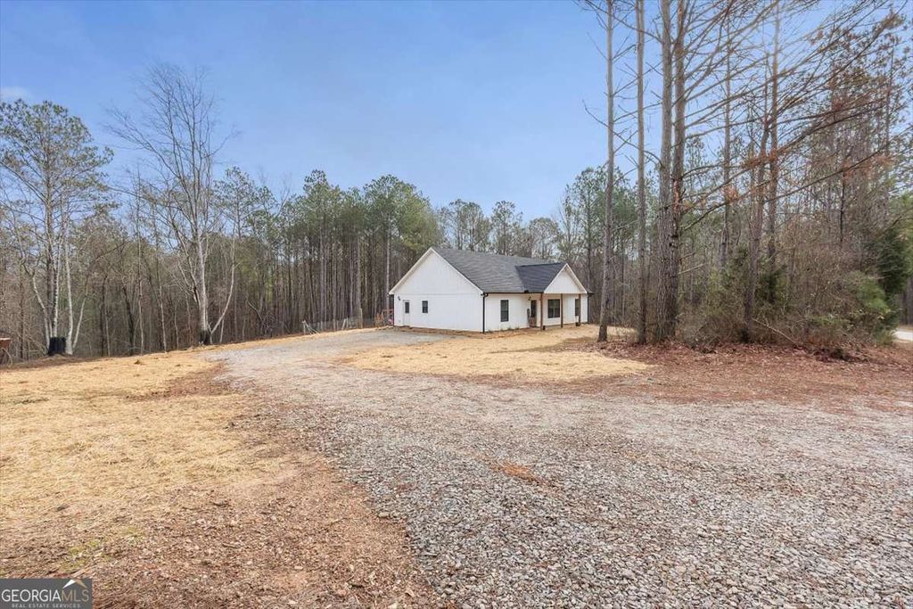 1470 Ben Davis Road, Buchanan, GA 30113
