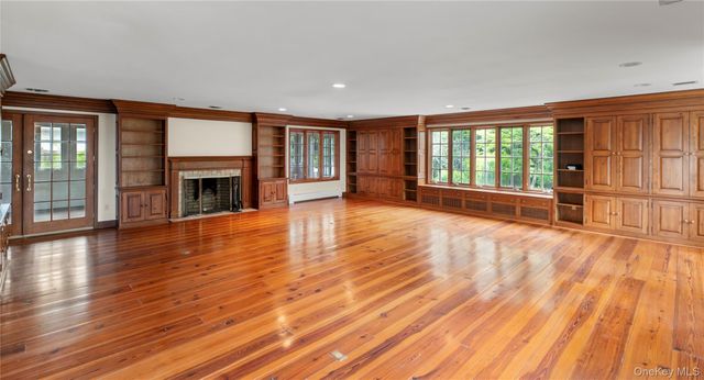 102 Birchwood Avenue, Nyack, NY 10960