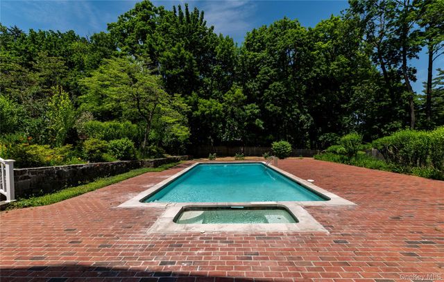 102 Birchwood Avenue, Nyack, NY 10960