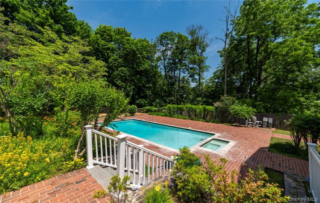 102 Birchwood Avenue, Nyack, NY 10960