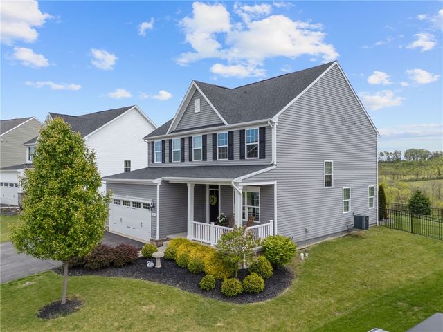 240 Regency Dr, North Strabane, PA 15330
