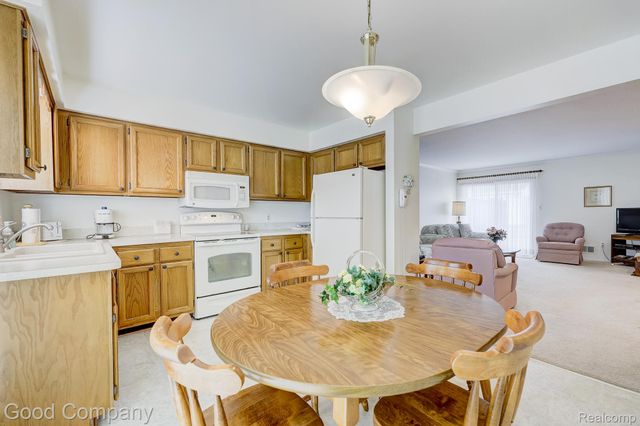 32082 Mark Adam Lange, Warren, MI 48093