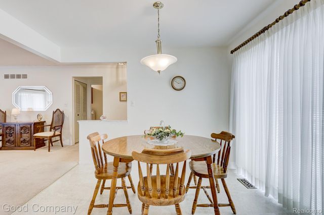 32082 Mark Adam Lange, Warren, MI 48093