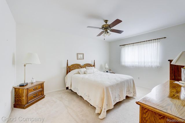 32082 Mark Adam Lange, Warren, MI 48093