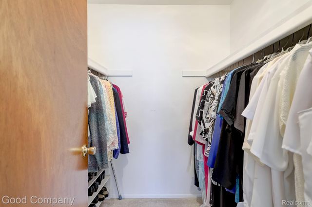 32082 Mark Adam Lange, Warren, MI 48093