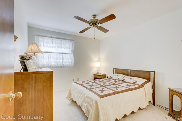 32082 Mark Adam Lange, Warren, MI 48093