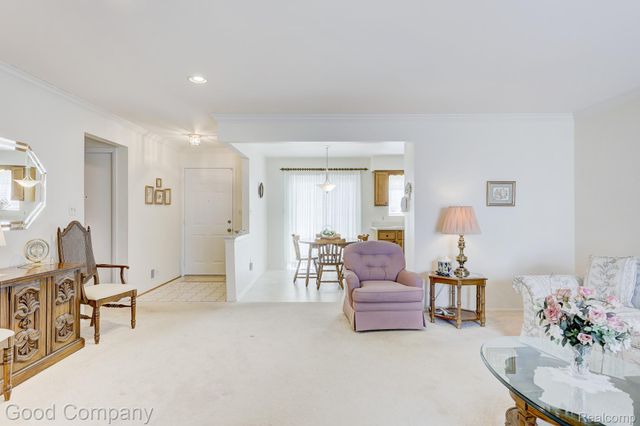 32082 Mark Adam Lange, Warren, MI 48093