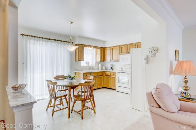 32082 Mark Adam Lange, Warren, MI 48093