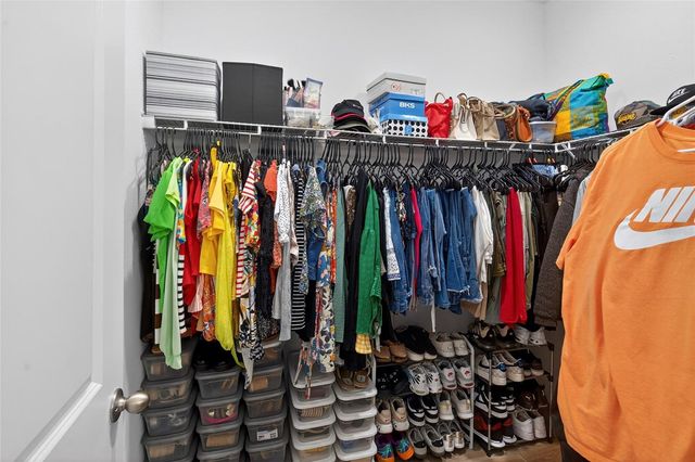 1664 REDFIN DRIVE, Kissimmee, FL 34759