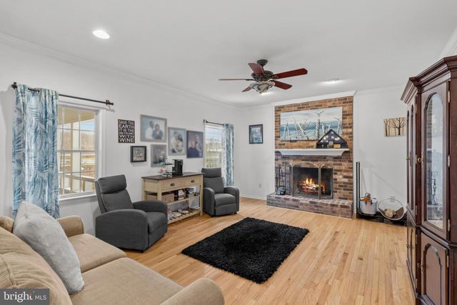 8 TAMAR CT, Bear, DE 19701