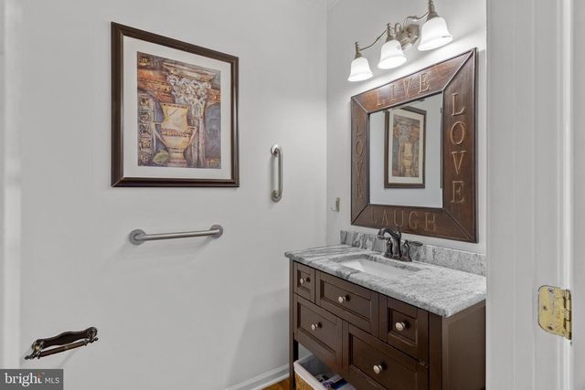 8 TAMAR CT, Bear, DE 19701