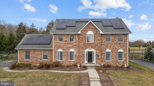 8 TAMAR CT, Bear, DE 19701