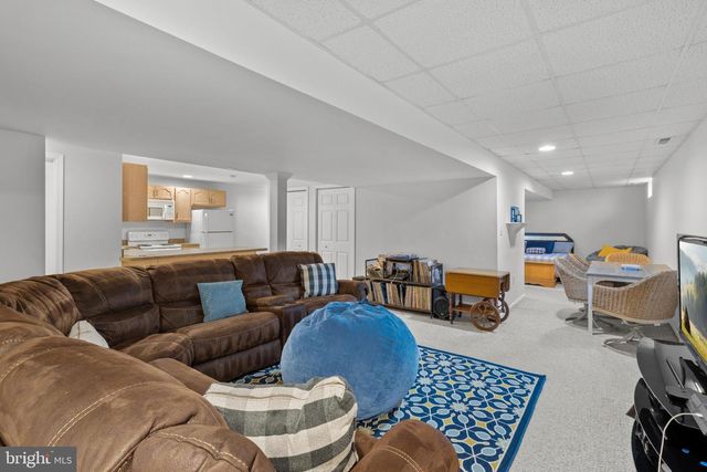 8 TAMAR CT, Bear, DE 19701