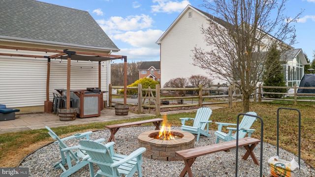 8 TAMAR CT, Bear, DE 19701