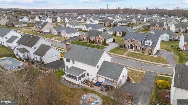 8 TAMAR CT, Bear, DE 19701