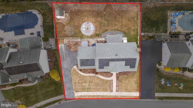 8 TAMAR CT, Bear, DE 19701