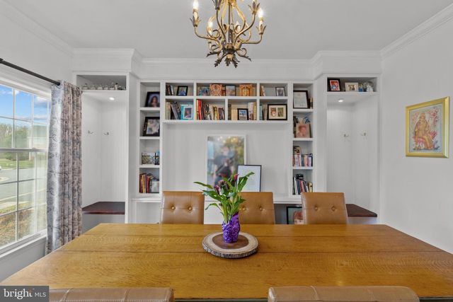 8 TAMAR CT, Bear, DE 19701