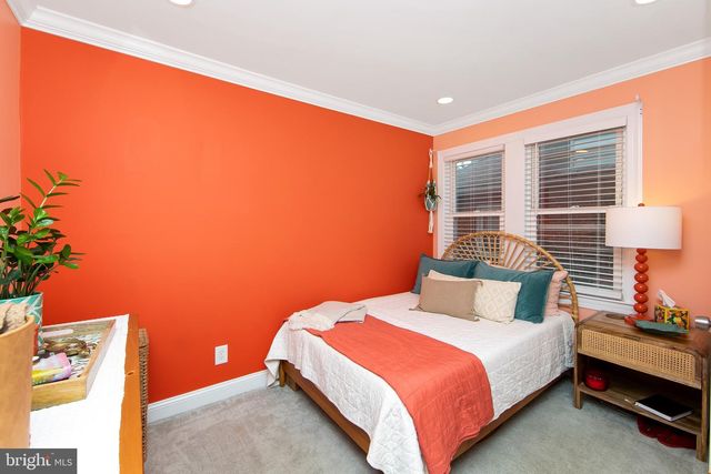 22 W 6TH AVE, Runnemede, NJ 08078