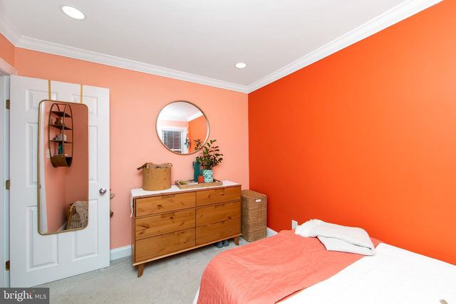 22 W 6TH AVE, Runnemede, NJ 08078