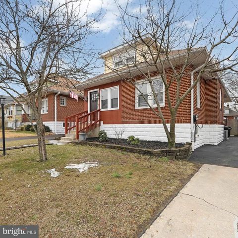 22 W 6TH AVE, Runnemede, NJ 08078