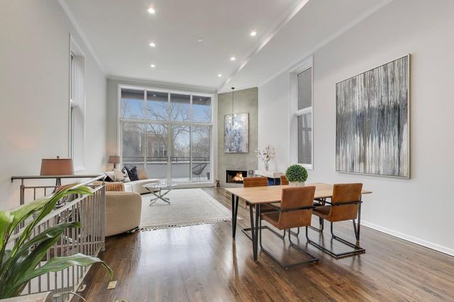 1018 N Honore Avenue C, Chicago, IL 60622