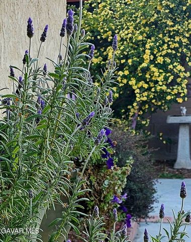 3359 W Avenue J2, Lancaster, CA 93536