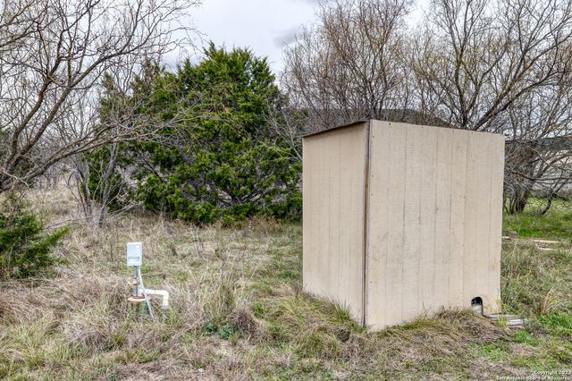 1189A N CR 350, Concan, TX 78838