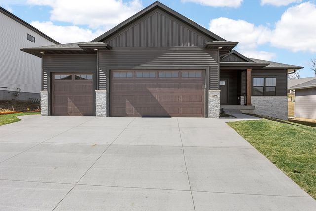 1609 38th Street SE, Cedar Rapids, IA 52403