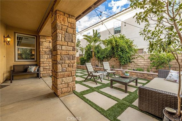 28322 Chisel Court, Valencia, CA 91354