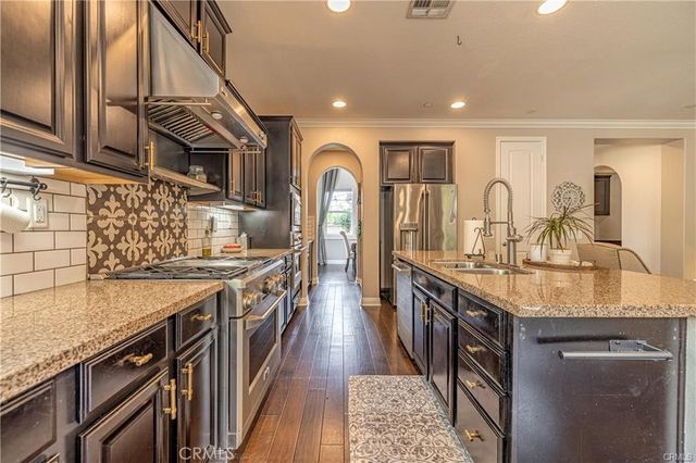 28322 Chisel Court, Valencia, CA 91354
