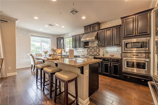 28322 Chisel Court, Valencia, CA 91354