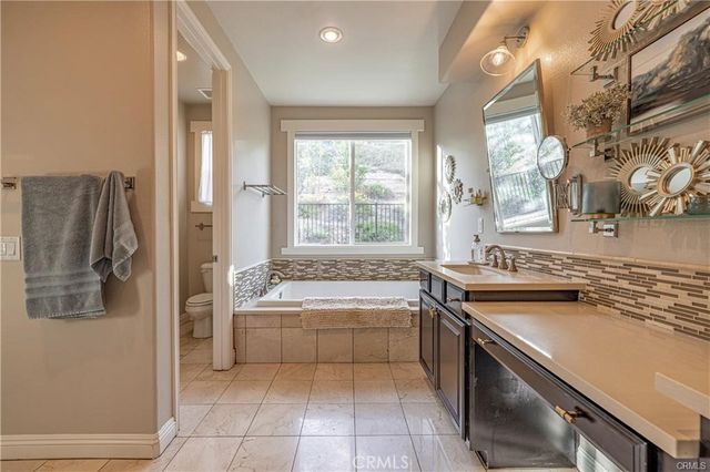 28322 Chisel Court, Valencia, CA 91354