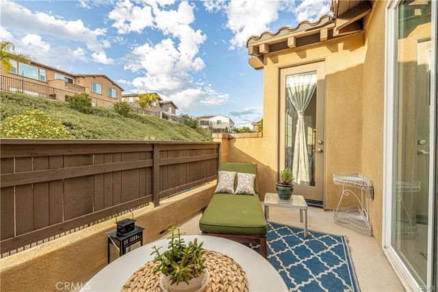 28322 Chisel Court, Valencia, CA 91354