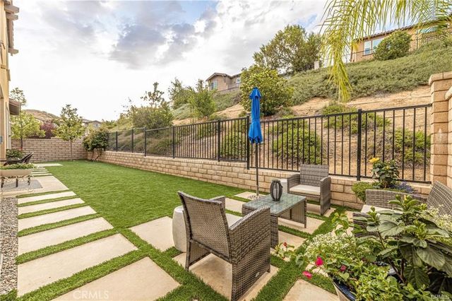 28322 Chisel Court, Valencia, CA 91354