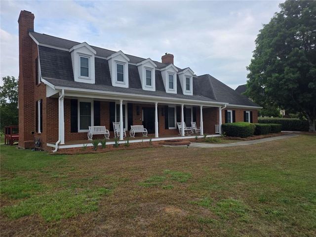 1444 Doe Valley Drive, Lithonia, GA 30058