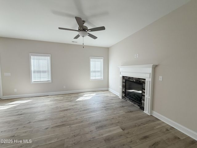 122 Rolling Water Lane, Swansboro, NC 28584