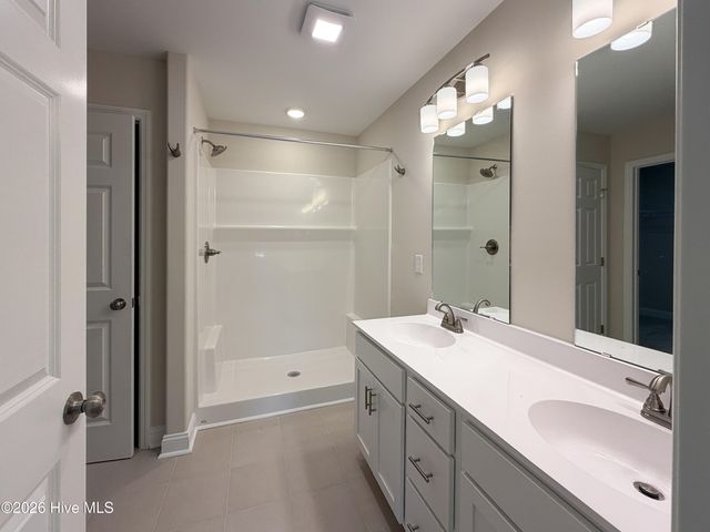 122 Rolling Water Lane, Swansboro, NC 28584