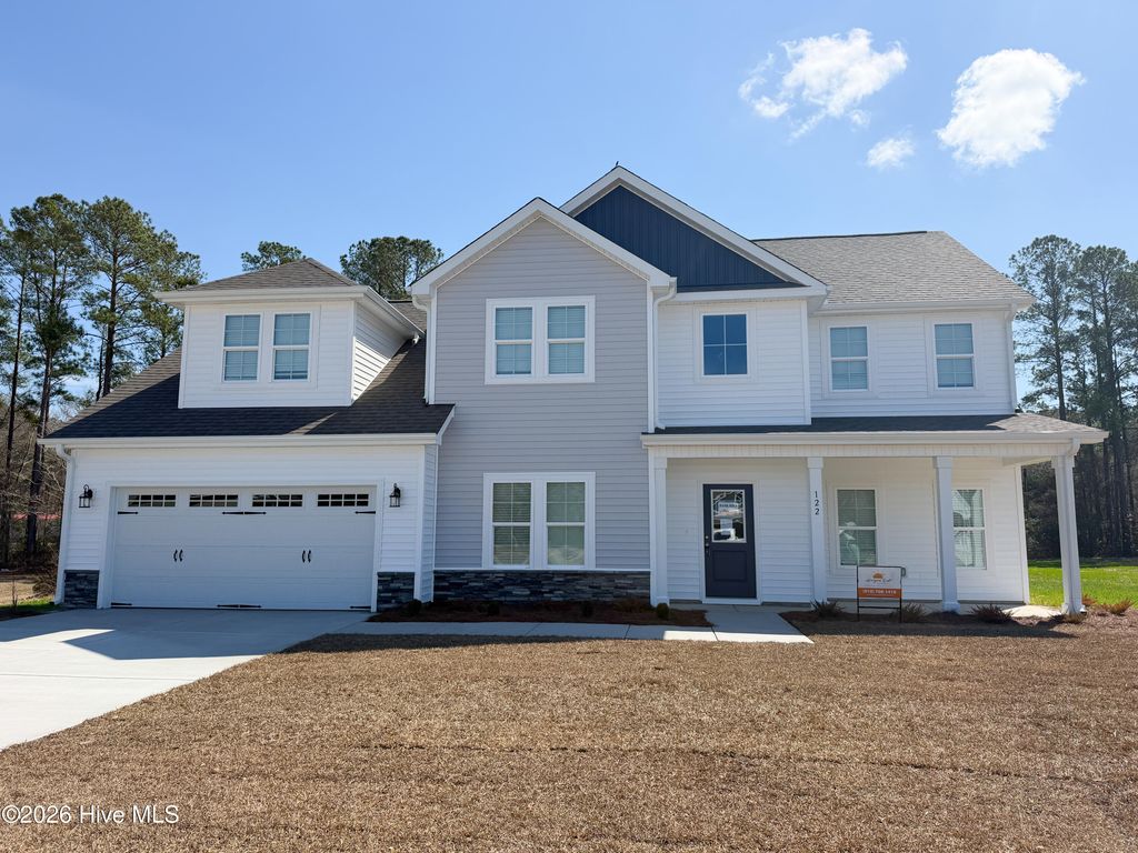 122 Rolling Water Lane, Swansboro, NC 28584