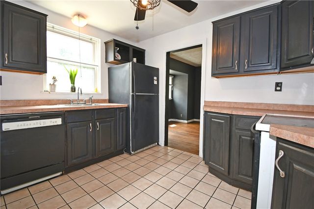 14 Laurel Village, Ben Avon, PA 15202