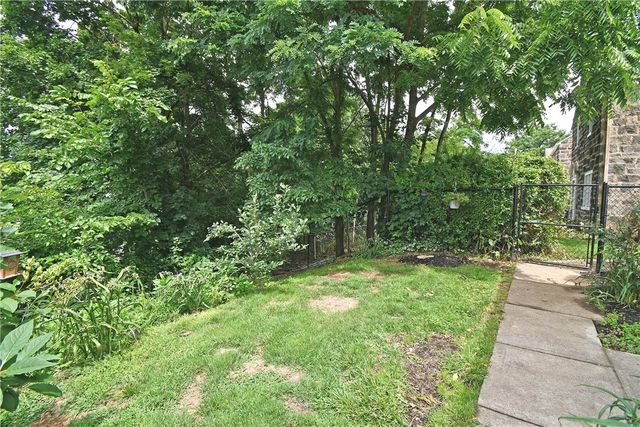14 Laurel Village, Ben Avon, PA 15202