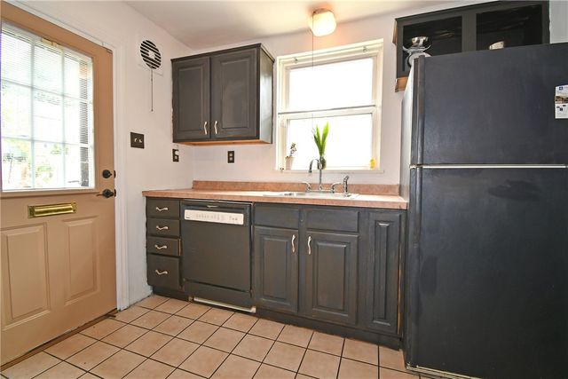14 Laurel Village, Ben Avon, PA 15202
