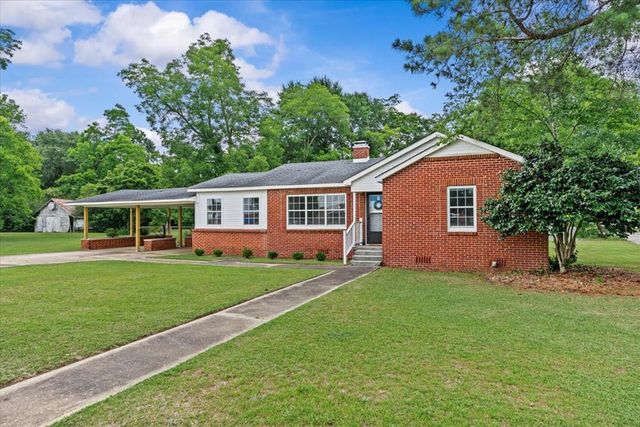 409 Peachtree St, Headland, AL 36345