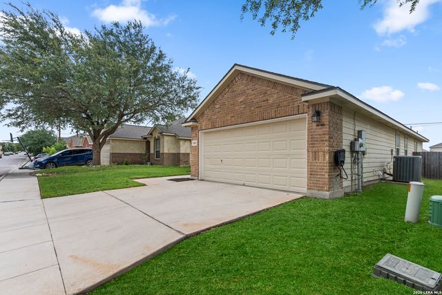 10002 SUN ML, San Antonio, TX 78254