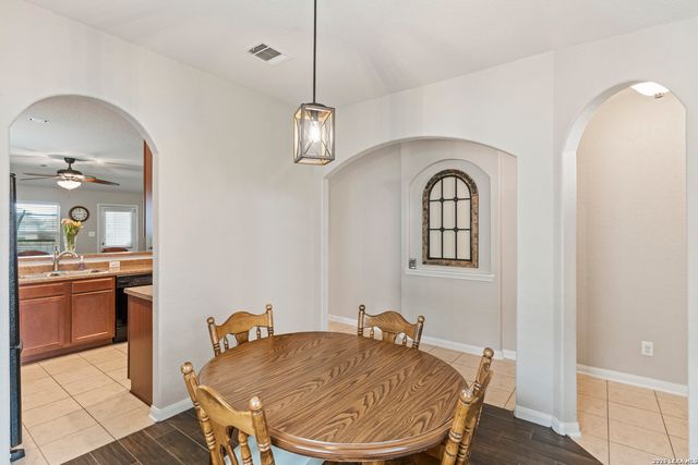 10002 SUN ML, San Antonio, TX 78254